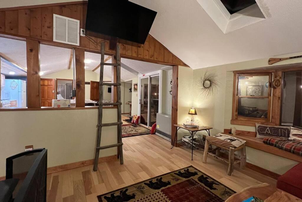 Thorpe On The Water. Creekside Nederland Cabin. Exterior foto