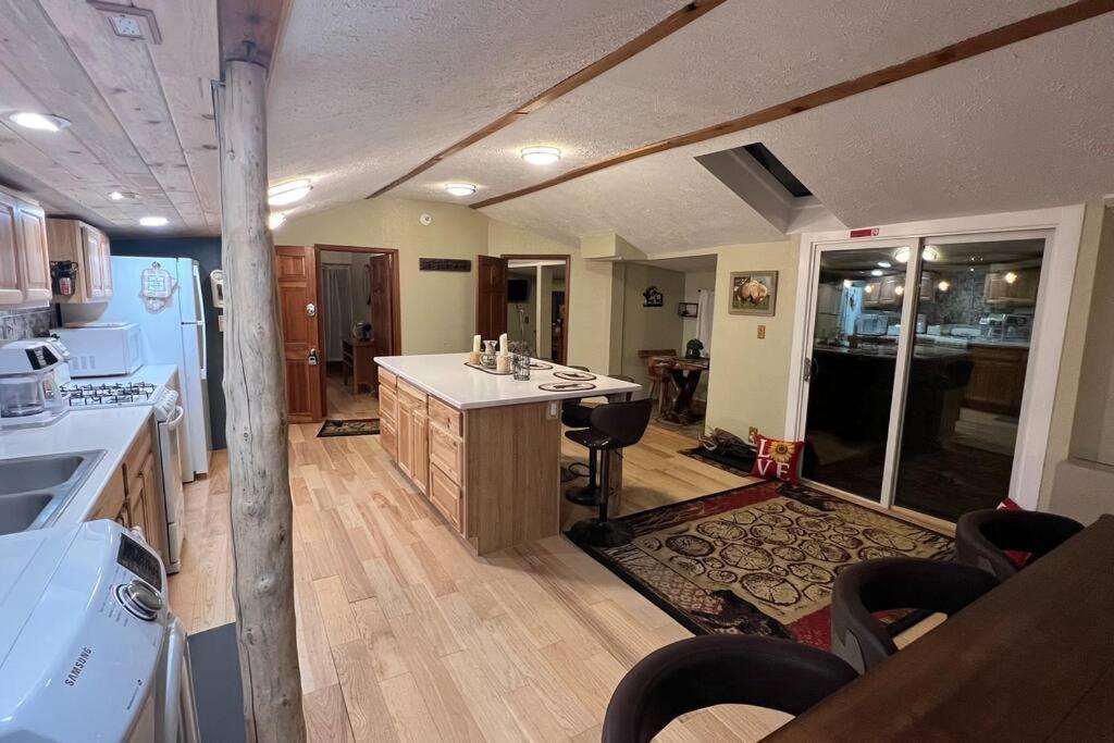 Thorpe On The Water. Creekside Nederland Cabin. Exterior foto